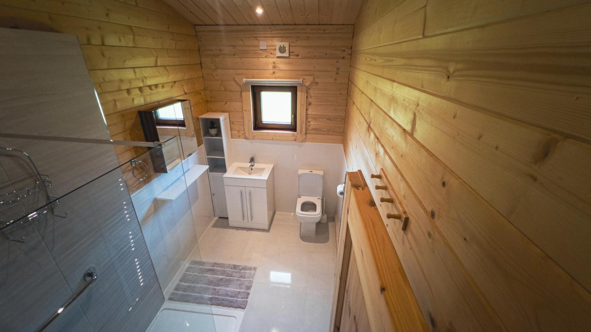 Sundance Lodge, Fantastic New Cabin With Hot Tub - Sleeps 6 - Largest In Felmoor Park Morpeth Zimmer foto